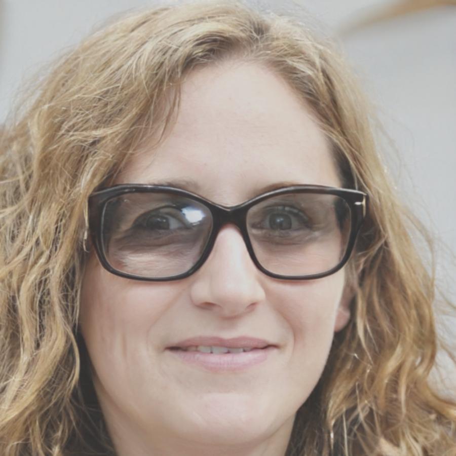 Dr. Claire Dubois, Psychologue Cognitive